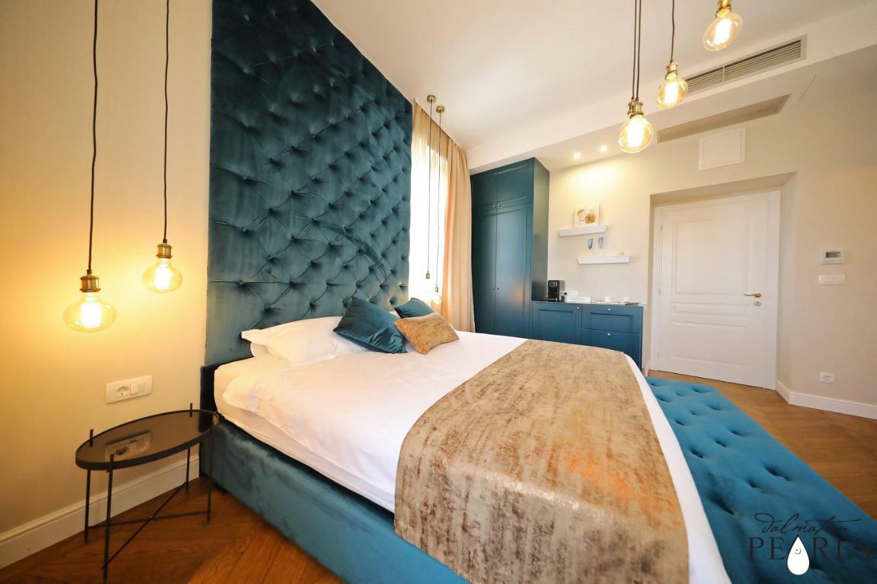 Three Pearls Deluxe Rooms & Studios Zara Esterno foto